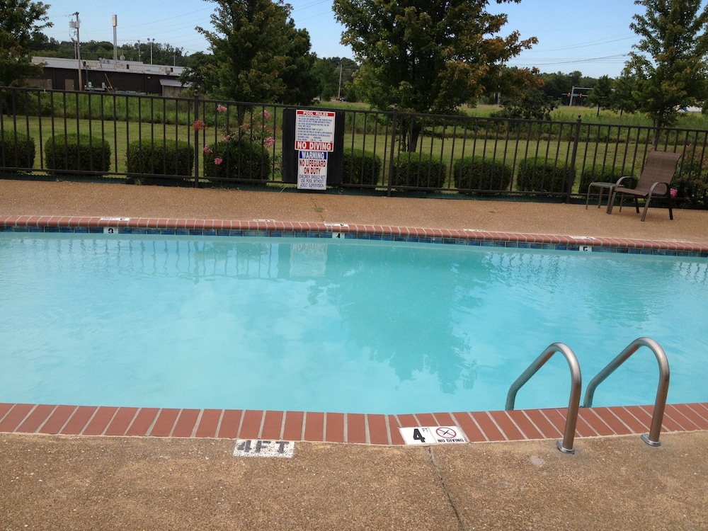 comfort inn jackson i 40