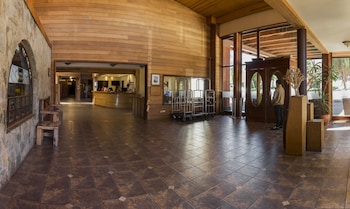 hotel cabana del lago