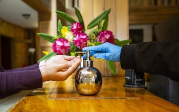 hotel cabana del lago