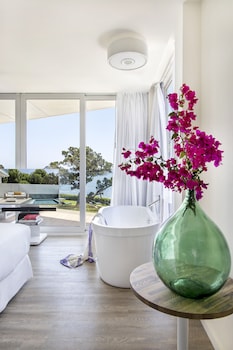 me ibiza the leading hotels of the world