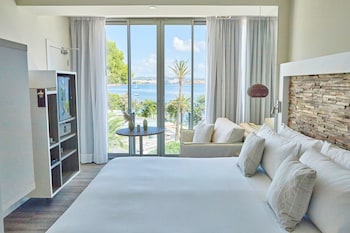 me ibiza the leading hotels of the world