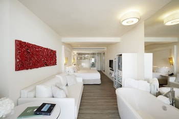 me ibiza the leading hotels of the world