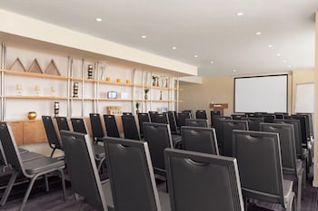 resort hadera hotel by jacob