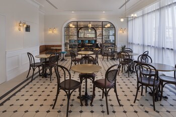 resort hadera hotel by jacob