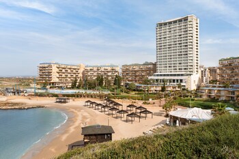 resort hadera hotel by jacob