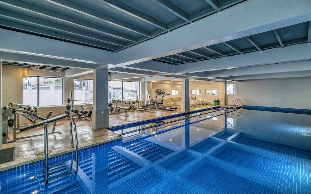 cherry hotel and apartment