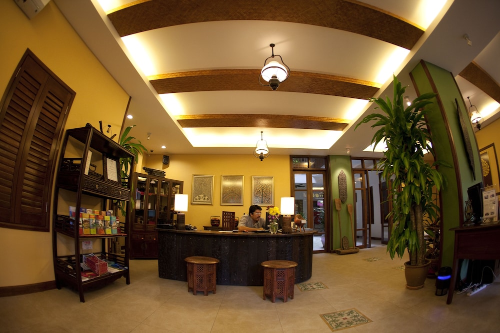 anggun boutique hotel