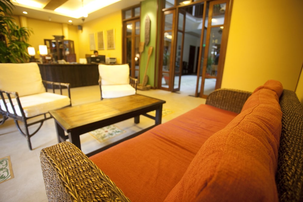 anggun boutique hotel