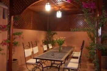 riad petit karmela