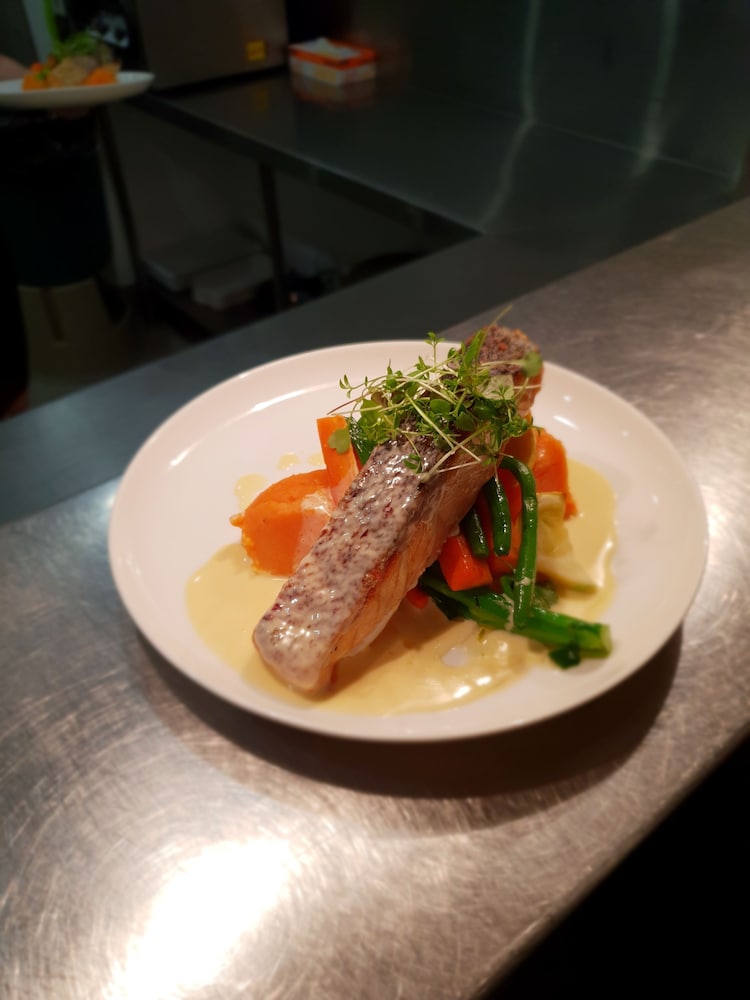 1770 lagoons central apartment resort