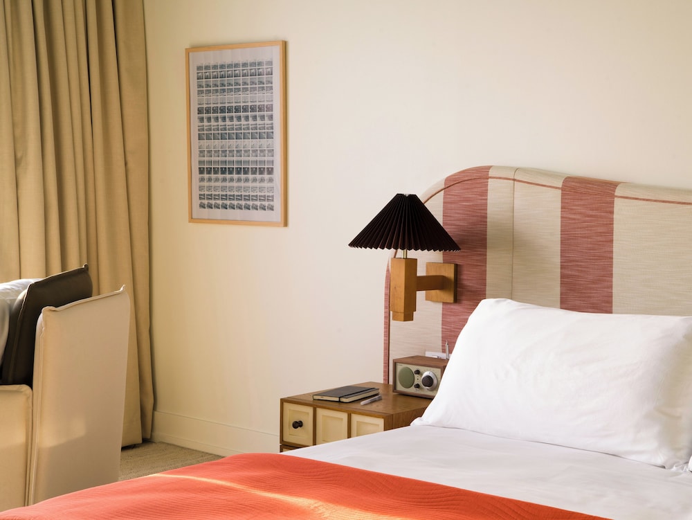 blockade runner beach resort