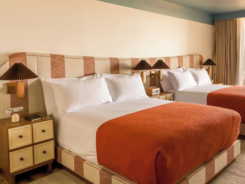 blockade runner beach resort