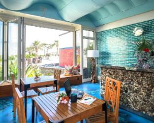 blockade runner beach resort