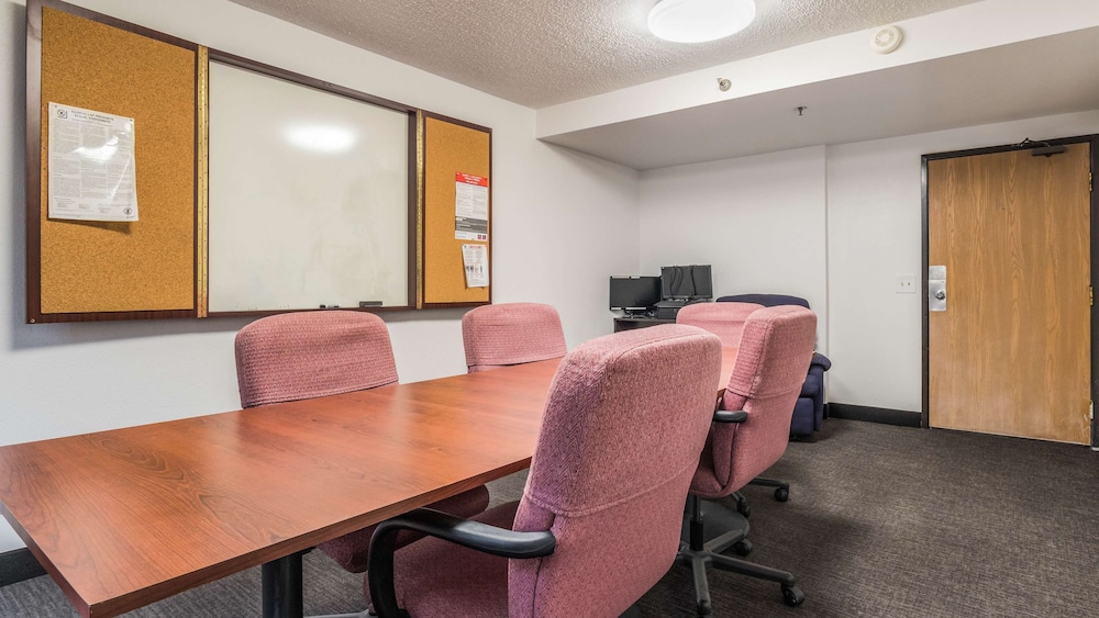 motel 6 elk grove village il