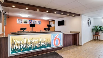 motel 6 elk grove village il