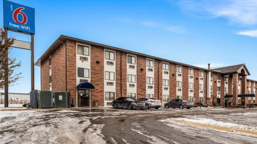 motel 6 elk grove village il