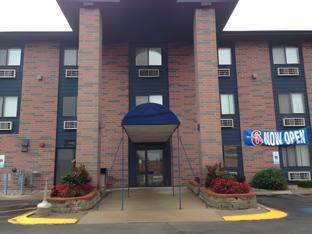 motel 6 elk grove village il