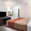 motel 6 elk grove village il