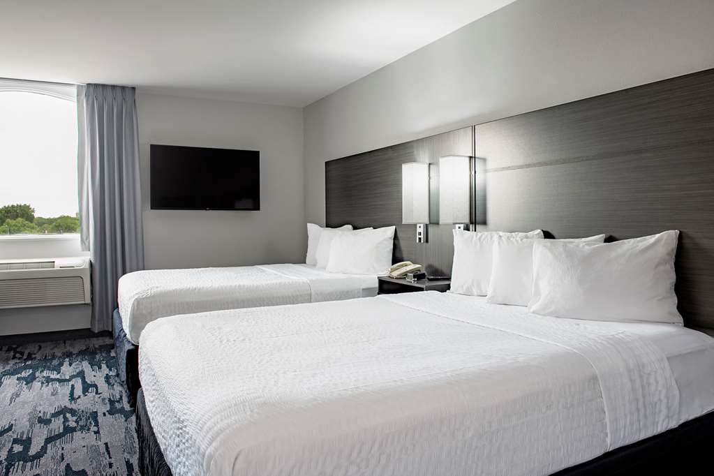 quality inn and suites winnipeg