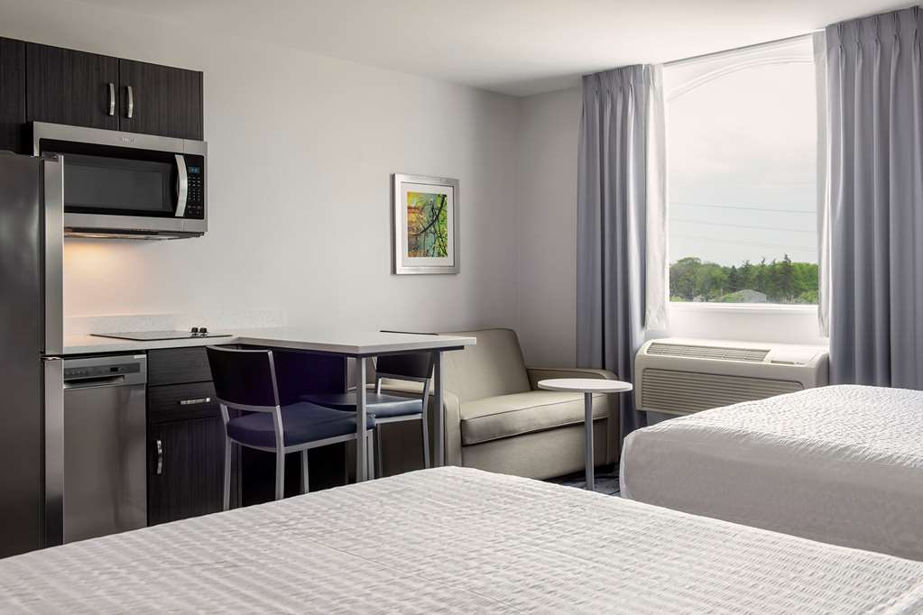 quality inn and suites winnipeg