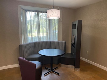 courtyard by marriott newport news yorktown