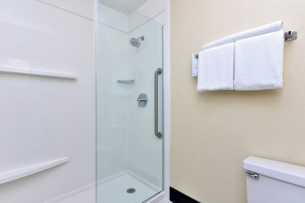 fairfield inn and suites by marriott gulfport