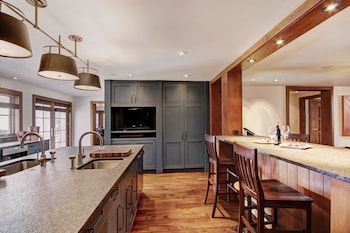 the lodge at vail a rockresort