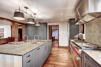 the lodge at vail a rockresort