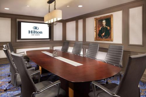 hilton fort worth