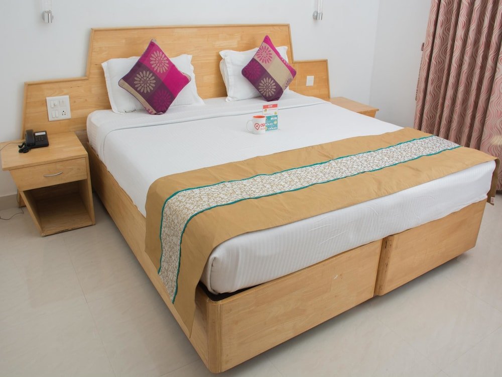 kailas holiday inn kovalam