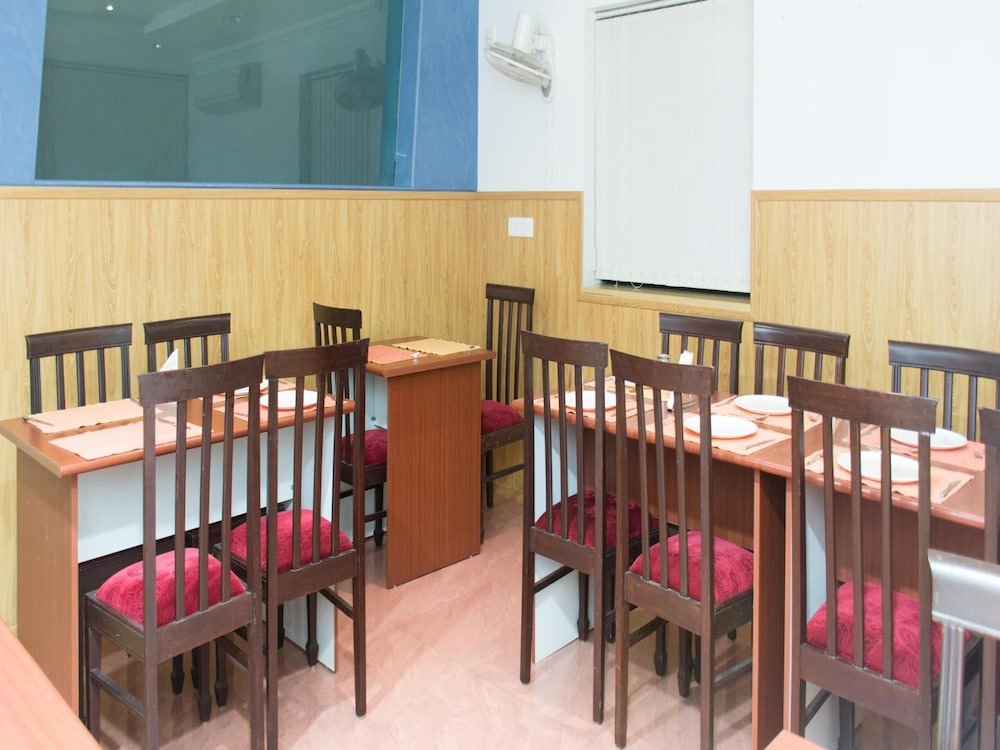 kailas holiday inn kovalam