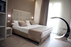 lhotel