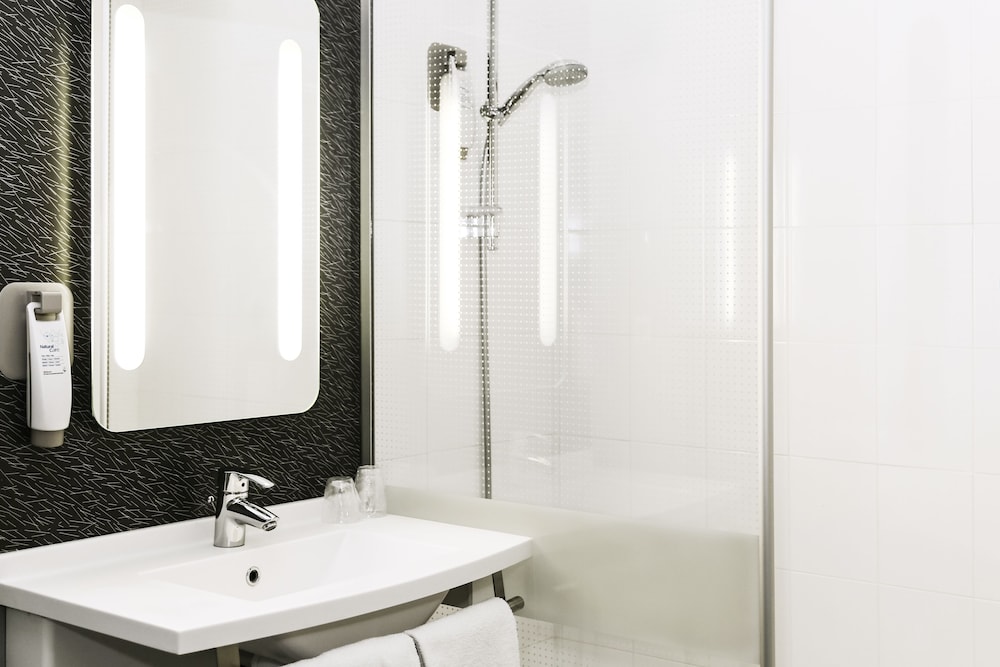 ibis mulhouse ile napoleon