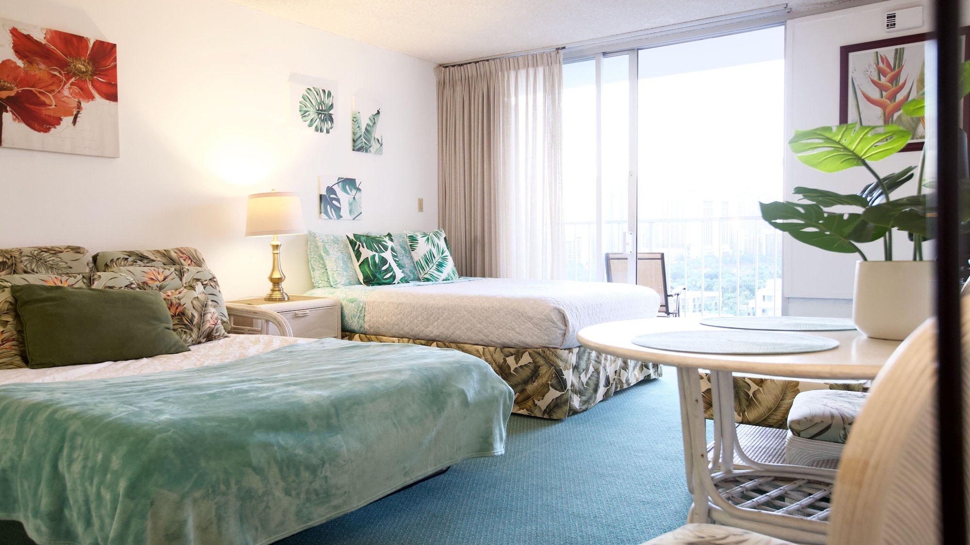 tropical studios at marine surf waikiki