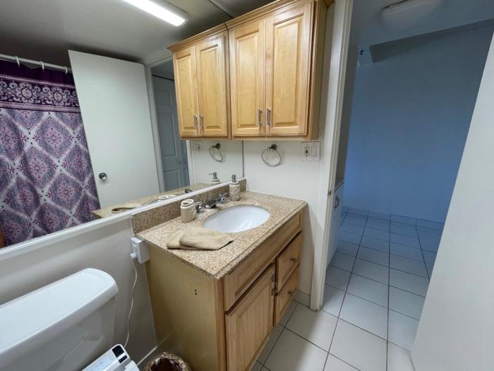 tropical studios at marine surf waikiki