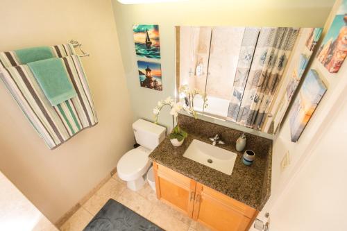 tropical studios at marine surf waikiki