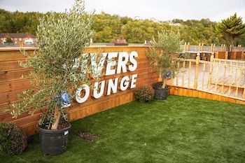 Rivers Hotel,,3 star