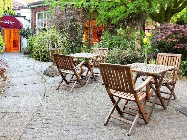 mercure white hart hotel salisbury and apartments
