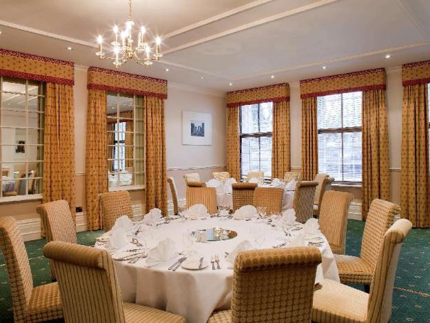 mercure white hart hotel salisbury and apartments