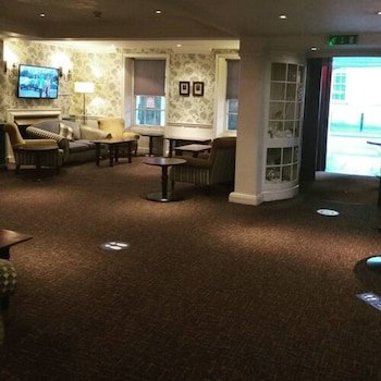 mercure white hart hotel salisbury and apartments