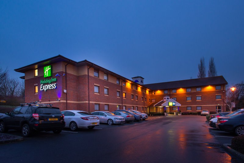 holiday inn express taunton east an ihg hotel