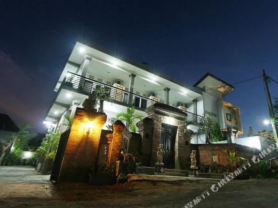 reddoorz near stadion kompyang sujana bali