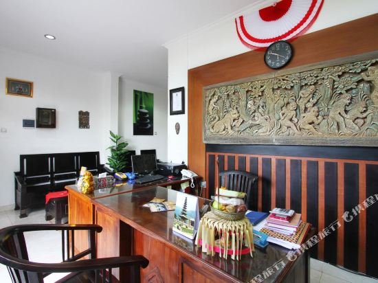 reddoorz near stadion kompyang sujana bali