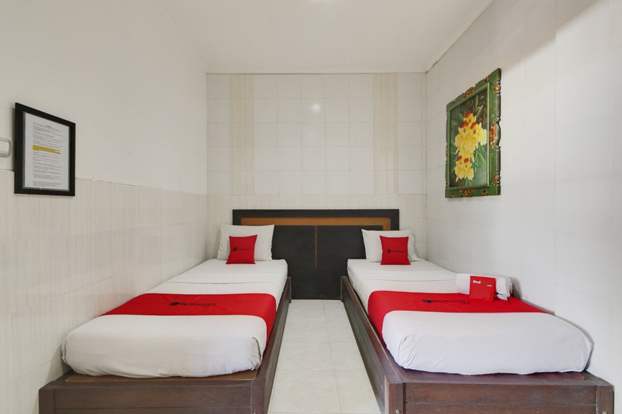 reddoorz near stadion kompyang sujana bali