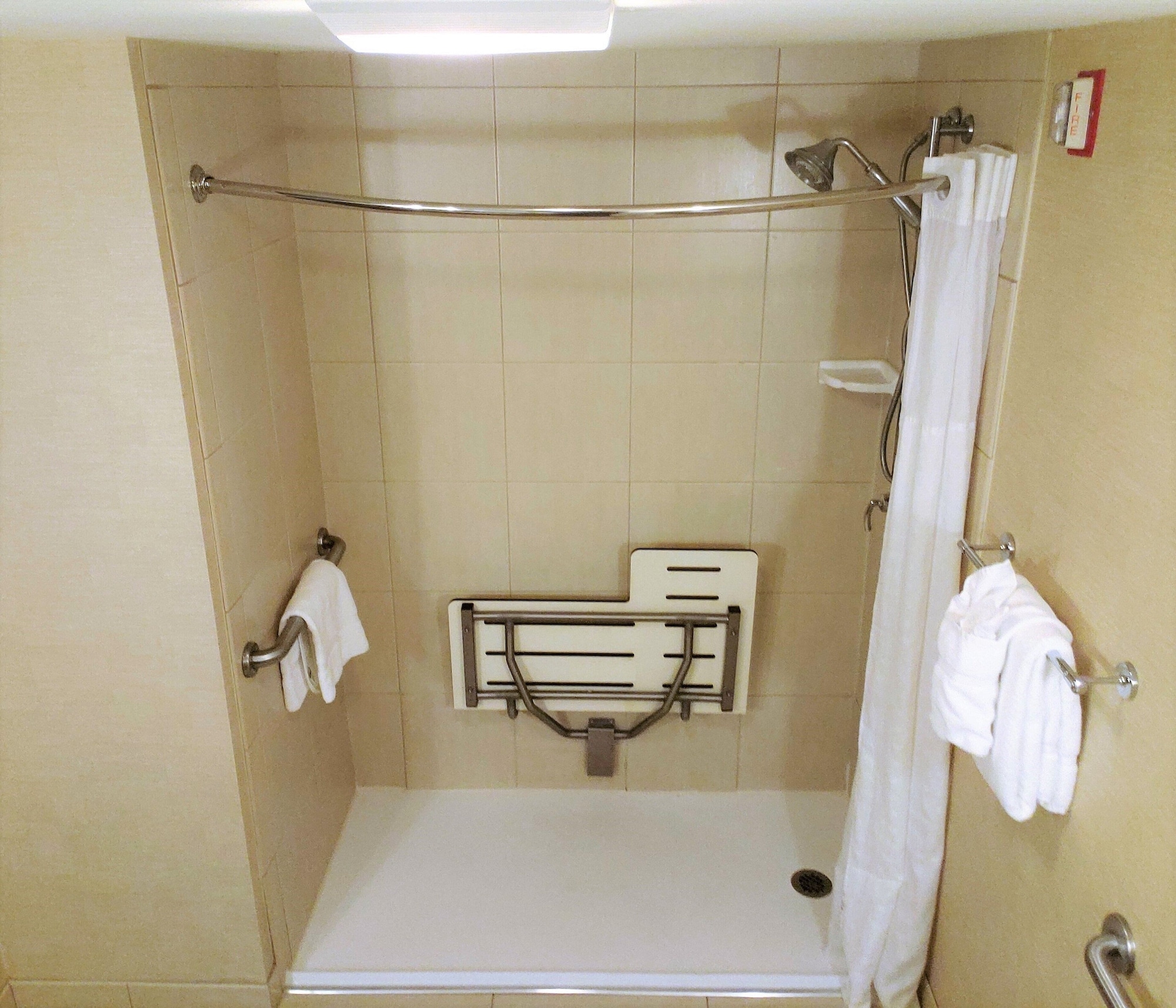 holiday inn express baltimore bwi airport west by ihg