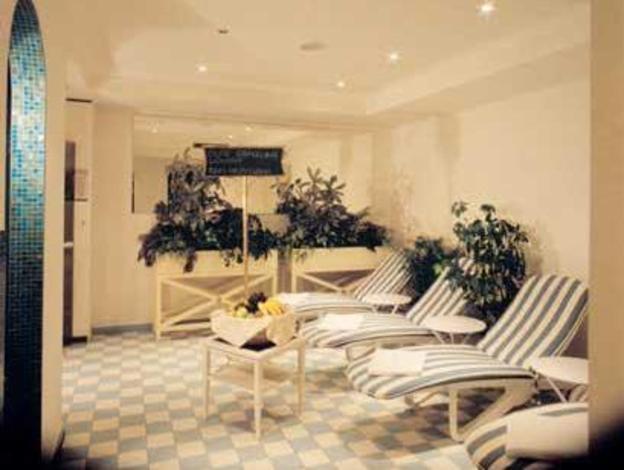 heitzmann hotel and rooftop