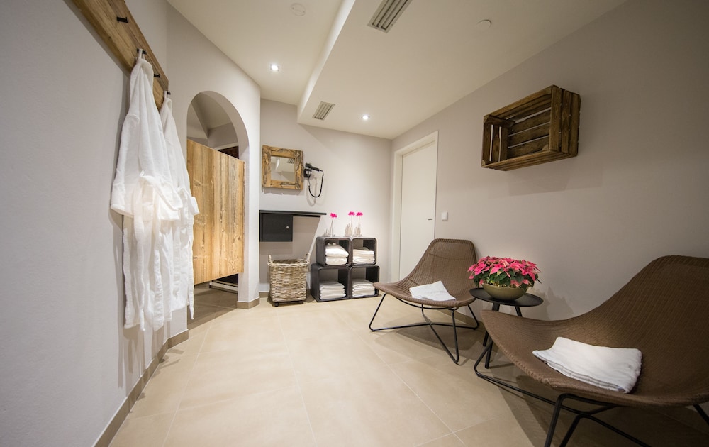 heitzmann hotel and rooftop