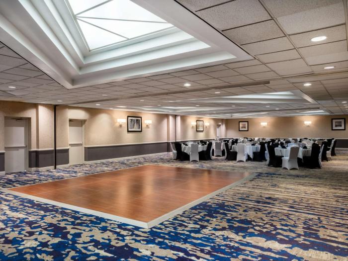 embassy suites by hilton baltimore hunt valley