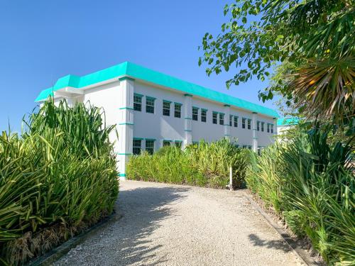 best western grand baymen gardens