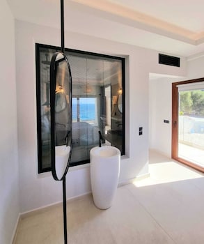 enjoy lichnos bay village camping hotel and apartments